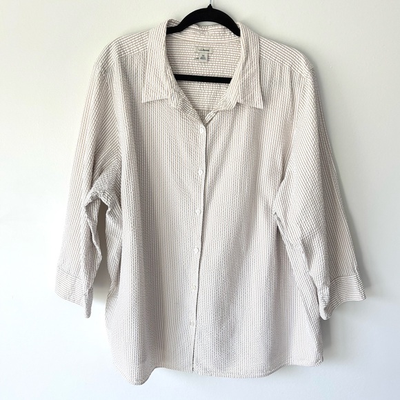 L.L. Bean Long Sleeve White Tan Striped Seersucker Gauze Collared Button Down - Picture 1 of 13